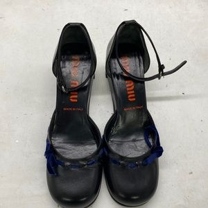 Miu Miu Mary Jane leather sandals black with blue bow sz 35.5 EUR